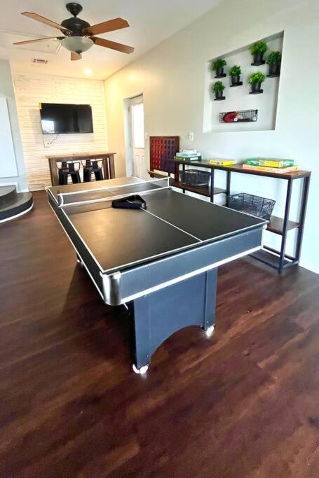 Spacious Lawton Escape With Game Room Near Fort Sill Sleeps 6 エクステリア 写真
